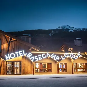 Hotel Base Camp